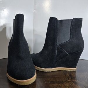 New Splendid Suede Black Wedge Bootie 7 5 Size